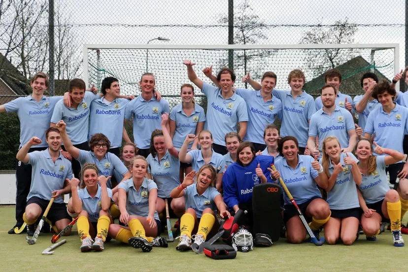 ef4evivftcyb7731ieedpzz1f 2014 03 20 mhch dames en heren1