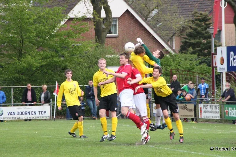 eronylxg3l9nf030gtcfvx43p 2014 04 12 sc hoevelaken 1