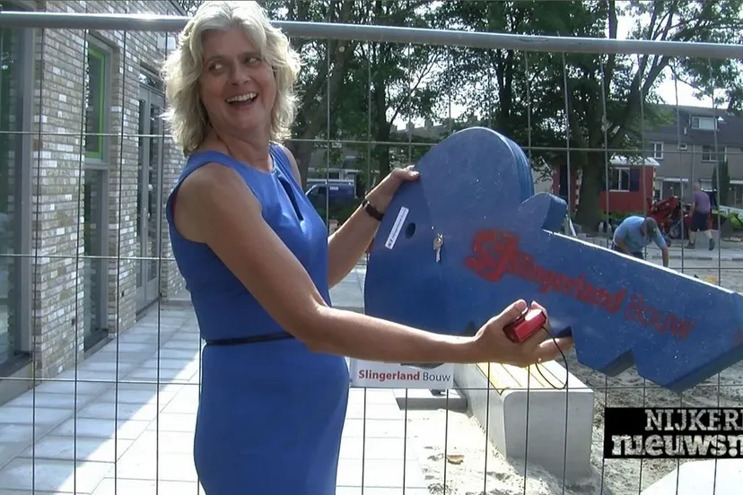 evh8f2ui11ssxhgkf4xapkgg5 2014 07 16 sleutel koningslinde