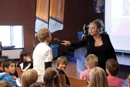 f9ufqv1u3e57h8upyptf8cs04 84038