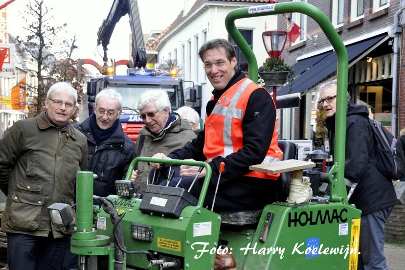 fnm51fel4aavbrhk3qeee96ga 2014 01 22 ontrommelen binnenstad 1