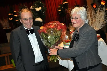 g15l7zz2392ikn9czgnf7b5ps 39241