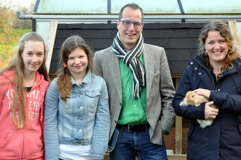 gbr0xdtmr8kawbctkrne0cy5q 2014 12 08 cu sgp bij accent