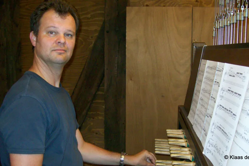 ghxhf3dx87q25ll4amg08buha 14z 9 kh foto