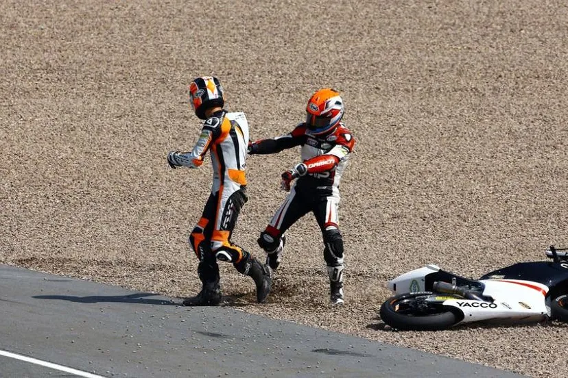 guliqslnq5legjf382a7t6wyz 2014 07 13 deroue