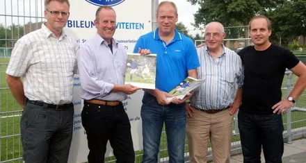 hh0bzgt7ujmf8f54snym85hxe 84775