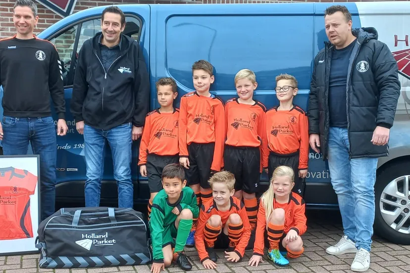 holland parket steekt sparta nijkerk jo8 3 in het nieuw sparta jo