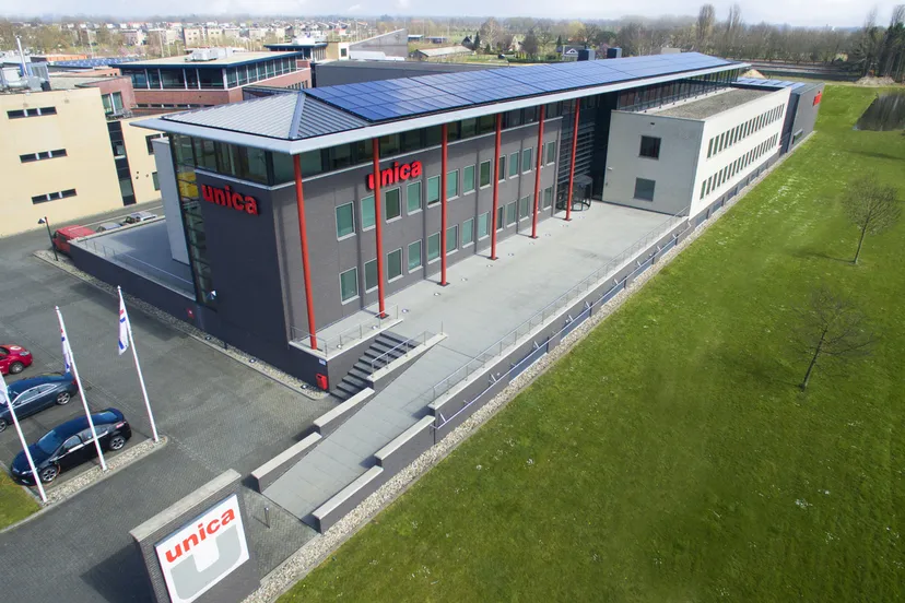 hoofdkantoor unica te hoevelaken bovenaf