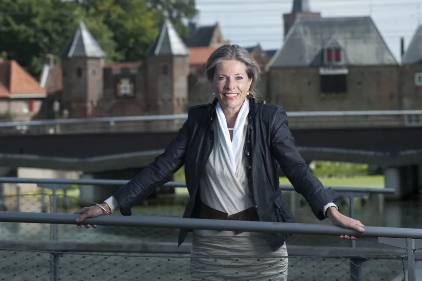 idl5d5t3ps8arp8k98mja6b2h 2014 10 03 tanja klip martin