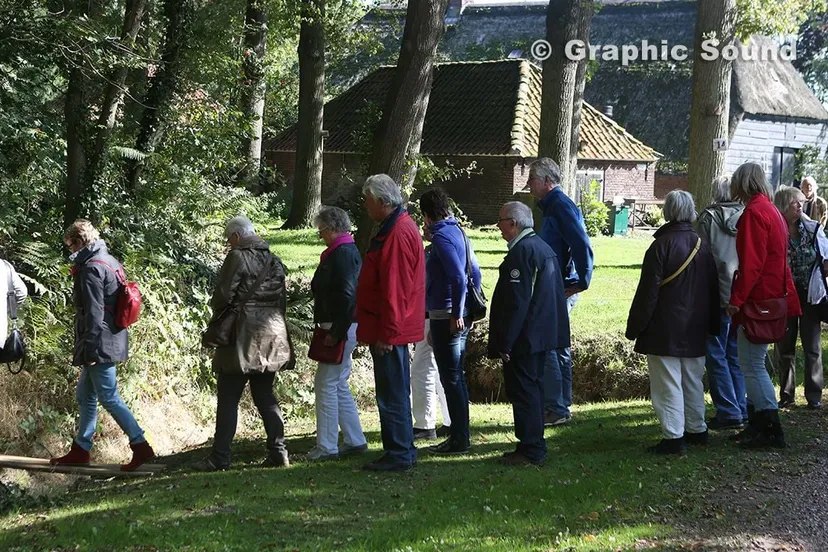 j4tavpi57xw076b81tbp71qrp 2013 10 07 ivn landschapsbus 004