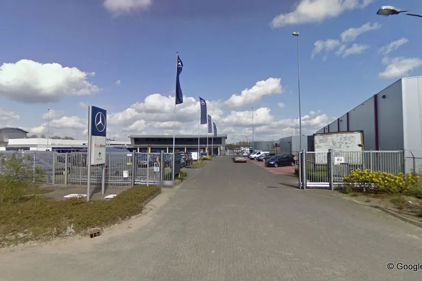 jxi3utxbdu2jxhosh2fnax5tz 2014 03 05 mercedes benz rechnical centre