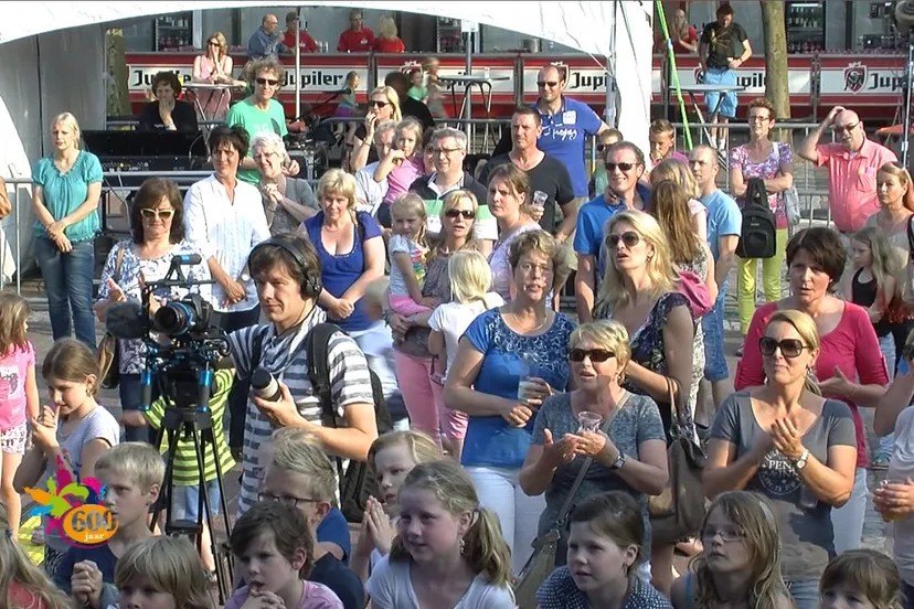 k3cx6inl71fkntgg285jyedha 2013 07 05verjaardagsfestival01