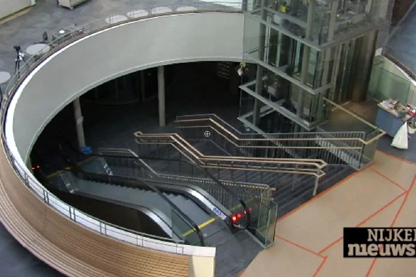 kelu2vmlu4cnpzlifq0nzruf1 meander 4