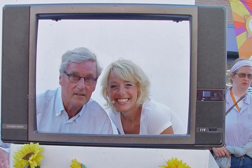 kl7mnpg5h2ux9ao1jrdyqa6q2 2013 08 01 harmen siezen met angelique krger