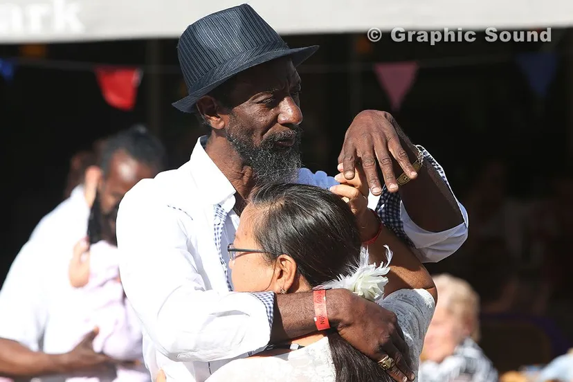 laq3zhh5n6k9ekvd7yl68usk1 202013 08 31 zomerfeest salsadag008