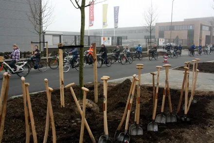 lu6l5vz5bw5ze65l9jq6eag91 52675