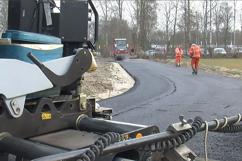 lykf78s13xmlqltl42p5kennh 223951