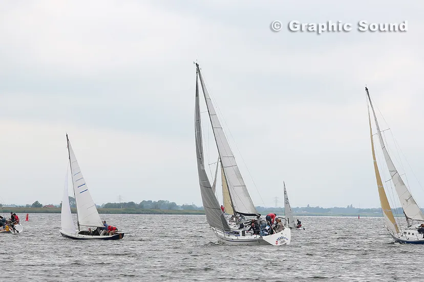 m9sj8jzm2ascqzfxa6gcxnjcc 2013 07 04zeilen4