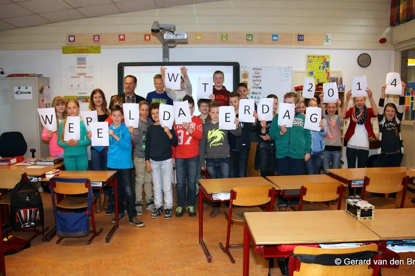 mzztywa5sx3aklf1ci98phi3o 2014 03 27 wereldwaterdag