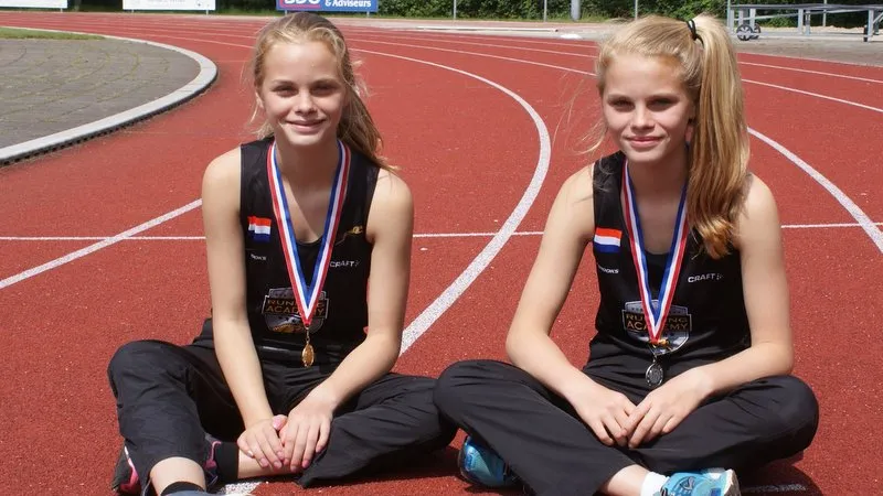 nmfu9moxn3zebov73eyw4a76d dsc04664x