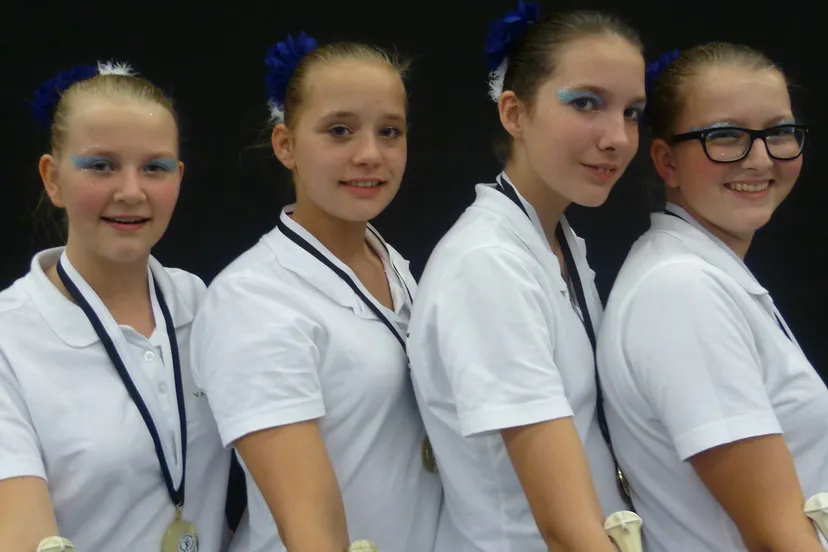 nugbxp4ioacgv84ls94rpr2nc 2014 11 03 majorettes