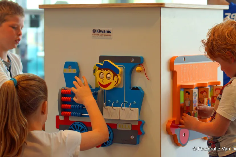 o3u6wrwvkatjf6xfchvkavqu8 2014 04 17 speelwanden in meander