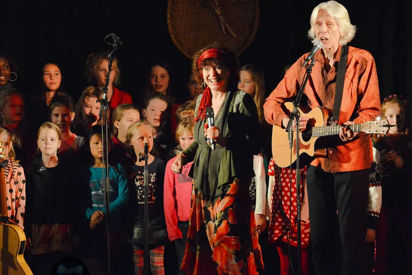 o9f96f6y4mu1umjtcbozey4ni 2013 12 31 elly en rikkert zuiderveld