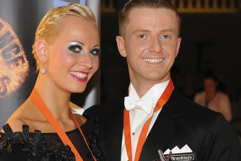 oc561ytseqojsv6igimbe44sd 2013 06 11danspaarvalkengoed