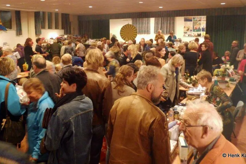 oi09daioipzotou7uz44hptma 2014 11 01 bazaar kruiskerk 002