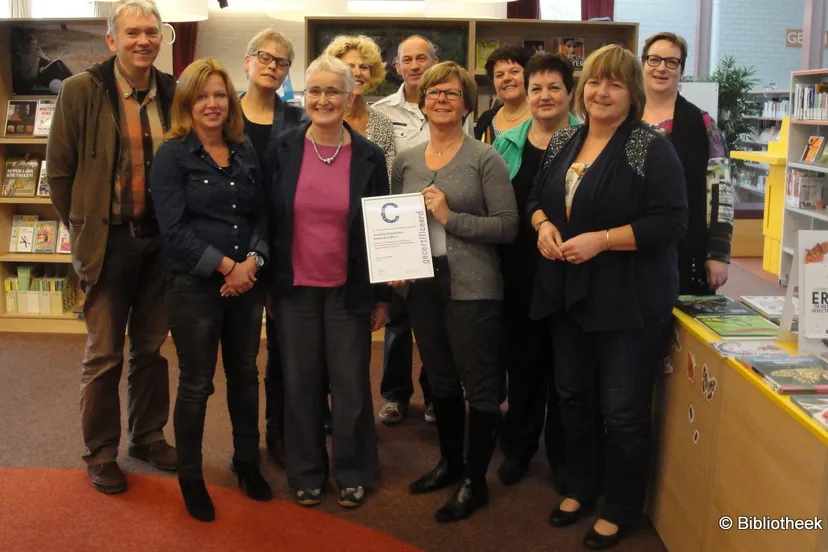 oj8bq5uj7ek0k0ycam0usdvfd 2013 11 15 bibliotheek