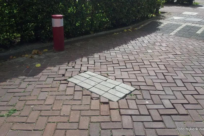 p7owi4u4rt3hhaxjxmte6mv5d 2013 09 26 paal weg