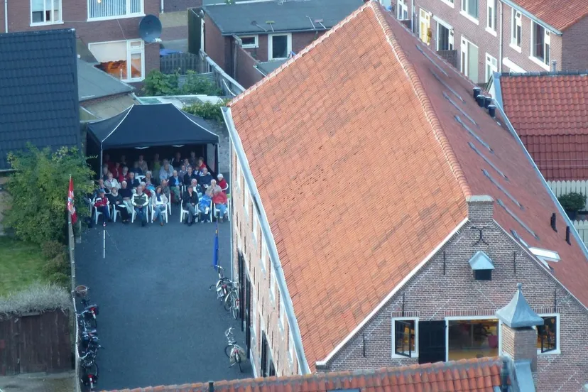 piyix2m0kc9nqpo8pa9uuhj3s 2013 09 11 b en f luisterplaats