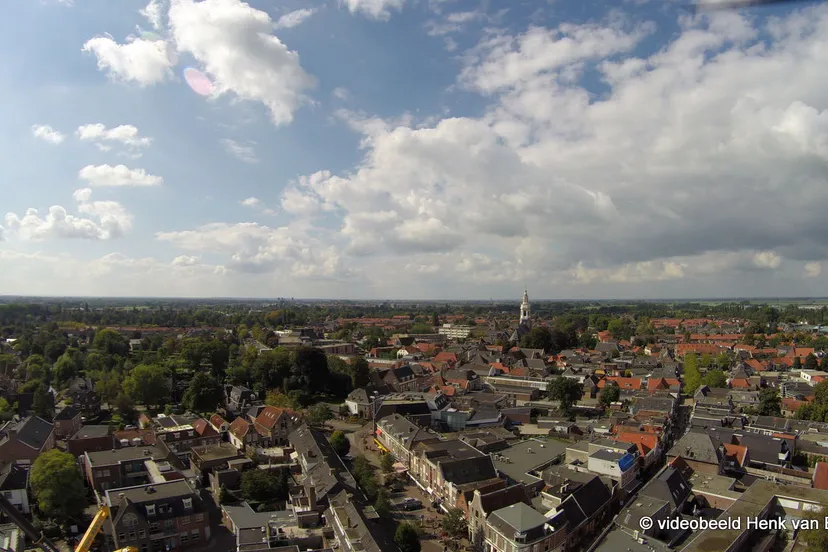 q4q0tgm7kopv6lkgi74iv1f5i nijkerk uit de lucht 1