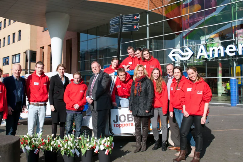 qrjoirilg0l8wbyub4lxniw8j 2014 03 11 jobtoppers