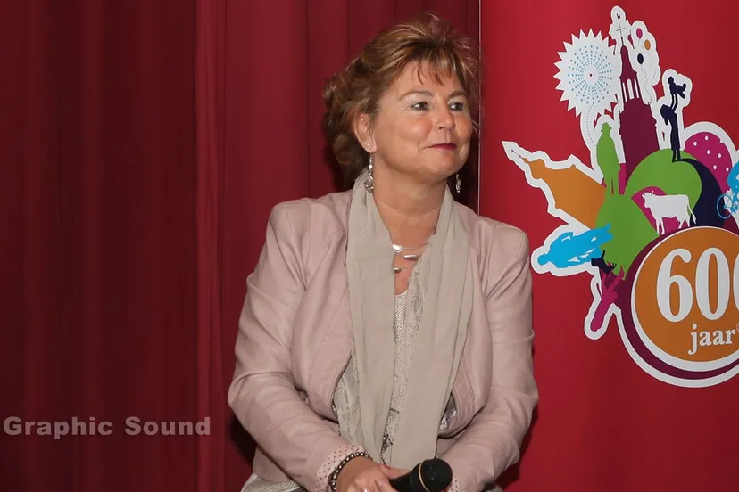 rh416l5w8m9s3mgh08w7sgfyq anita