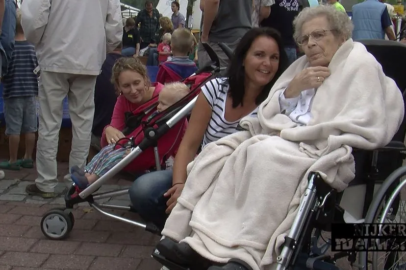 rj50jk3qvjbw2ari0st0eoear 2013 09 09 sleepbootdagen