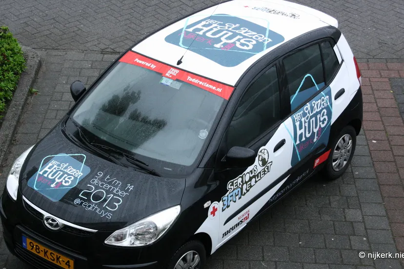 s8zws2voox5tueuzkpeiijg04 2013 05 21glazenhuysauto