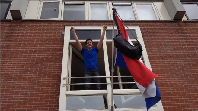 scn3zgkk9lya53uu17j3o1pqk 2013 06 14geslaagd 2