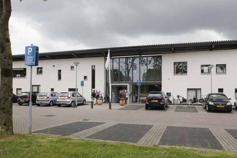 standaard hoevelaken stoutenborg