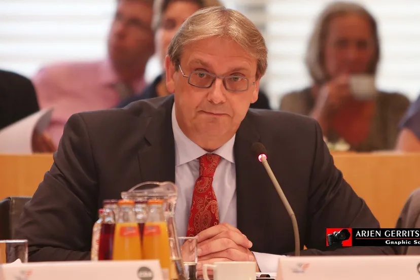 standaard nijkerk politiek joop van ruler 2