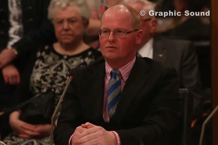 standaard nijkerk politiek kees van den heuvel 2