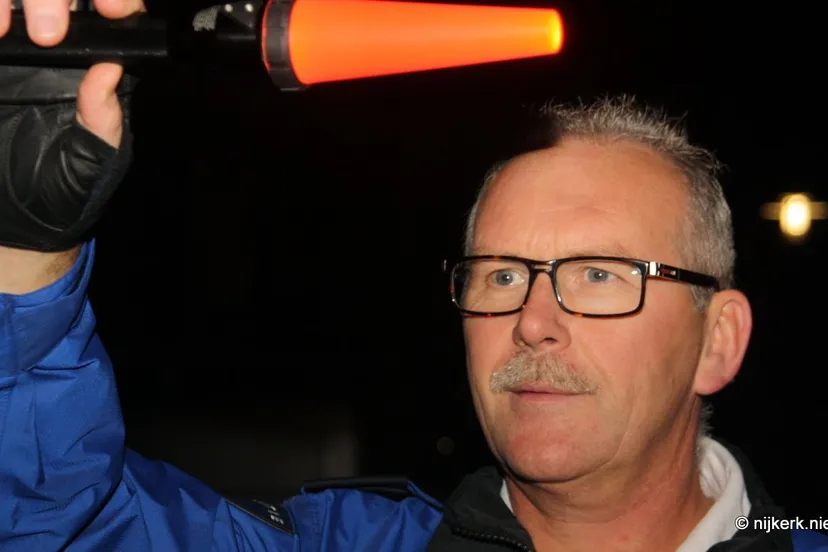 standaard nijkerk van alles wijkagent dick van hunik