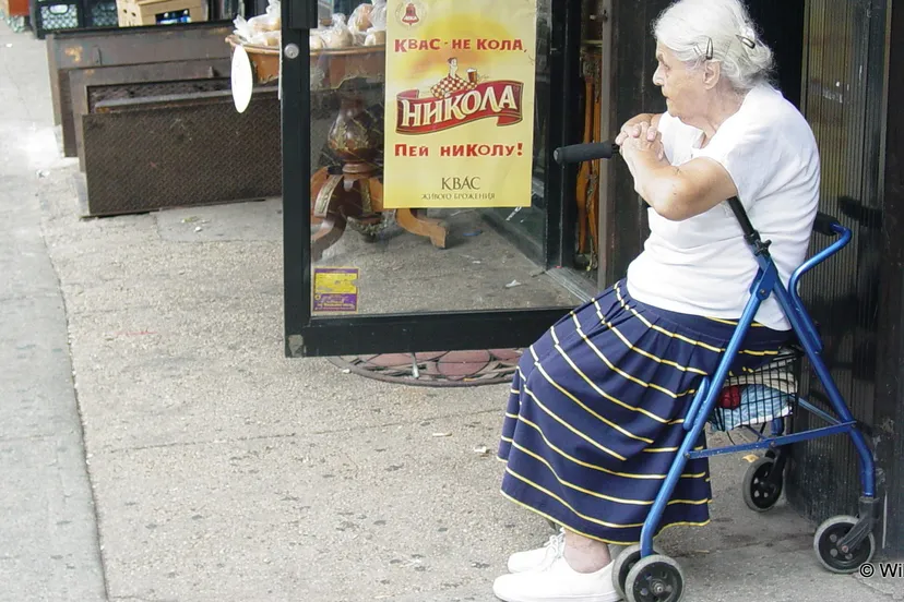 t1zz3k6o01donil42qvekxbt3 newyorkcity oldwomaninbrightonbeach littleodessa