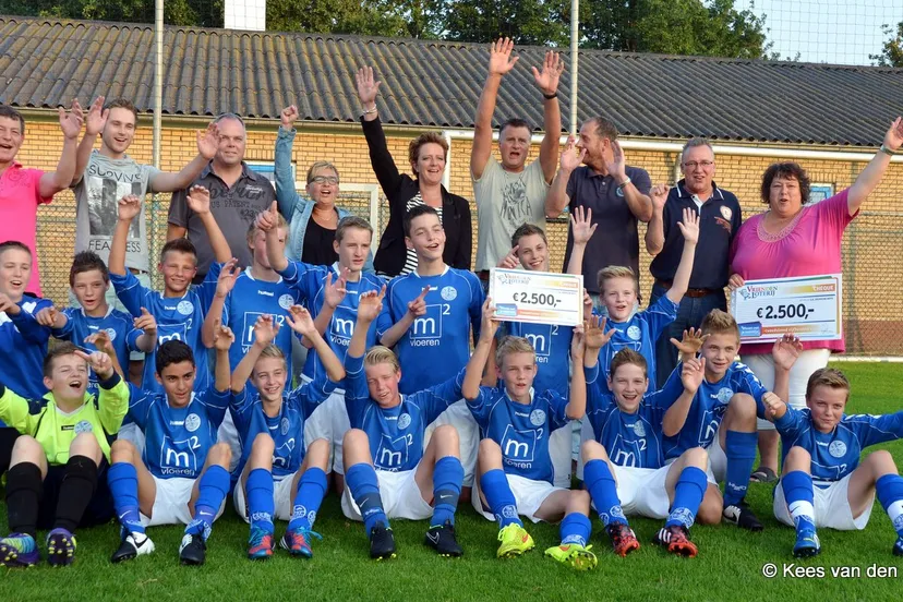 t3o2pfuzv3es30p8vtvr82b15 2014 09 05 veensche boys vriendenloterij 2