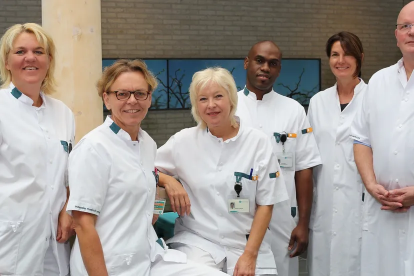 tcxtm3c8i93yj6sn8uu1xa9qy 2014 09 01 persbericht lintje borstkanker