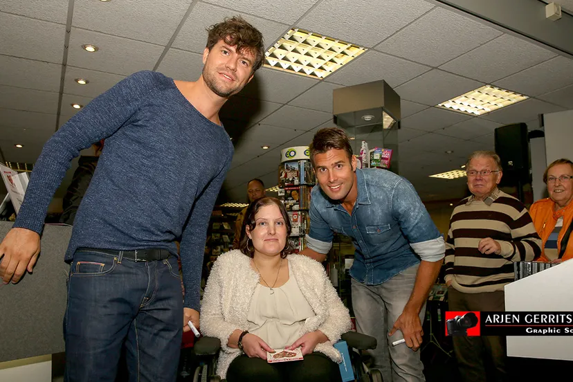 tdtoh9y3yb6kqyg8w4ojs7bdy 2014 10 25 nick en simon 004