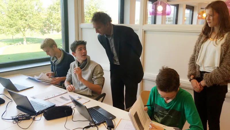 tkda9wypjj08051bms27bwnxj 2014 10 12 corlaer college rosenmoller1