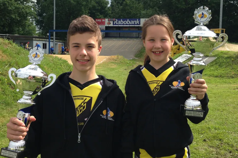 ty7f883pg4dm92nrr7lzdk1b4 foto 2