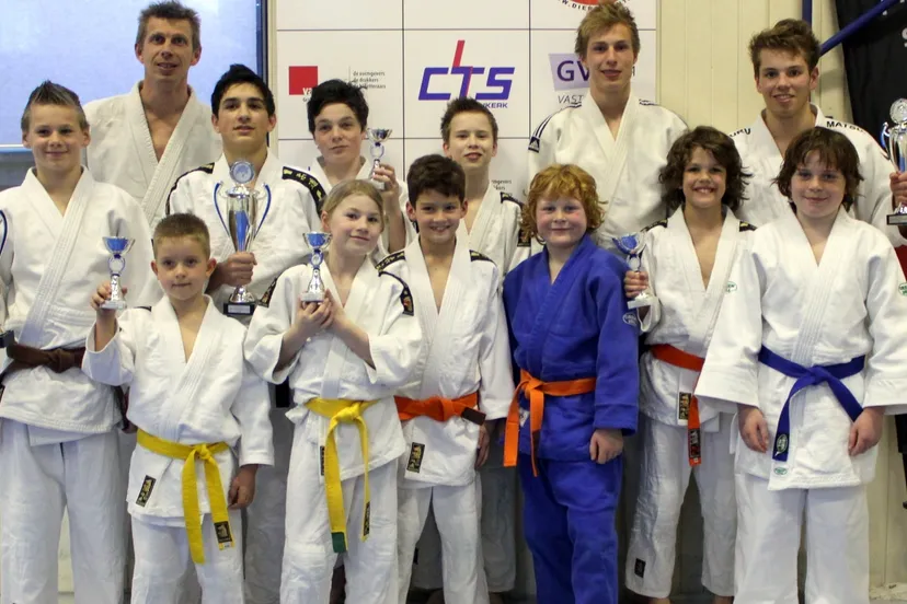 uewgm8osoa0f0w1ueveqnc6gv 2014 03 30 rebel jackievdsjudobeuningenculemborgdeelnemers2m