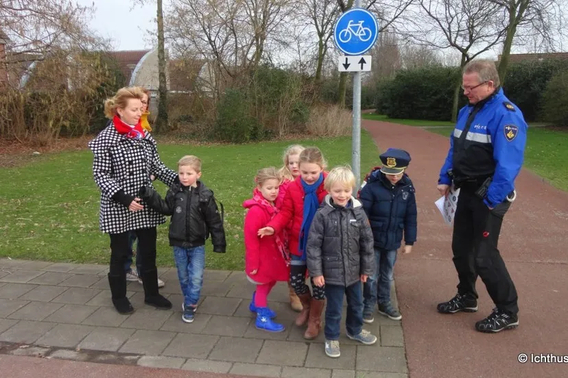 uixxw0foor8fqu2ufr0ohk10z 2014 02 15 ichtusschool 1